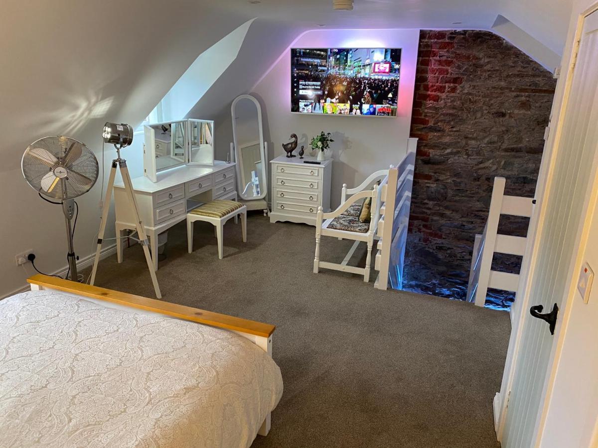 הילסבורו Arthur Street Guest Cottage מראה חיצוני תמונה